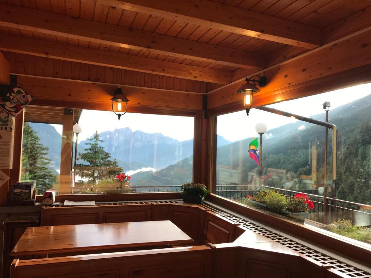 Rifugio Stella Alpina Hotel Saviore dell'Adamello Bagian luar foto