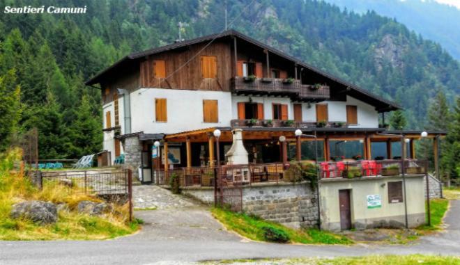 Rifugio Stella Alpina Hotel Saviore dell'Adamello Bagian luar foto