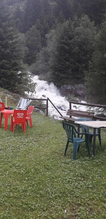 Rifugio Stella Alpina Hotel Saviore dell'Adamello Bagian luar foto